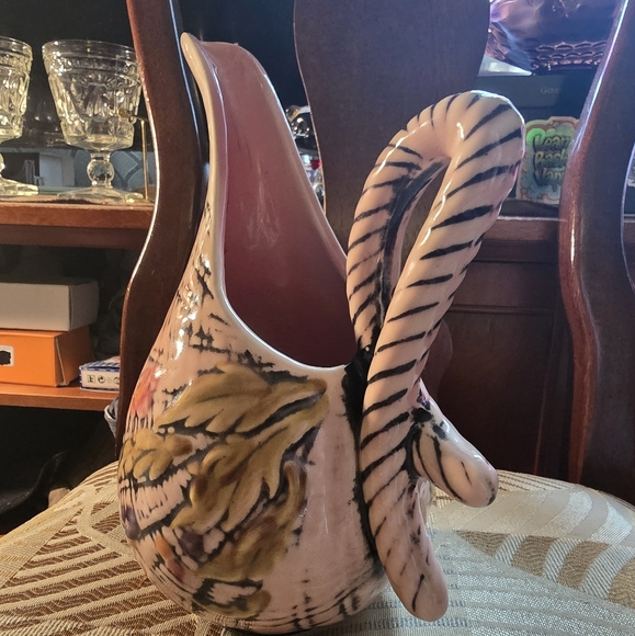 Hull Pottery Pitcher-Twisted Handle Raised Flowers- Imprinted "Hull T3 55"(1955) - Picture 4 of 7